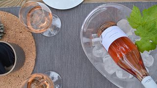 Visita e degustazione di vini con prodotti locali Sunset Celler Mas Geli
