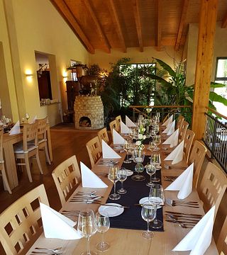 Dégustation de vins et visite à la Destillerie Bergkeller