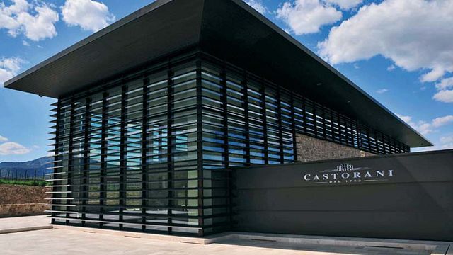 Vinprovning och rundtur på Castorani