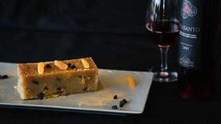 Vinprovning av fem SUB-viner på Artemis Karamolegos Winery