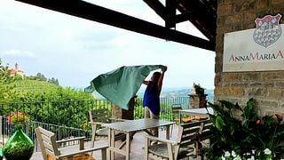 Degustação de vinhos populares na Azienda Agricola Anna Maria Abbonaoncucco 21
