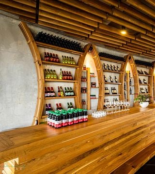Ladora Winery