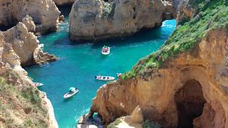 Tour Lagos e Ponta da Piedade, visite a premiada vinícola do Algarve