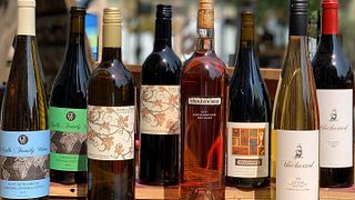 Al aire libre: Cata de vinos Parklet Experience en Shadowbox Cellars
