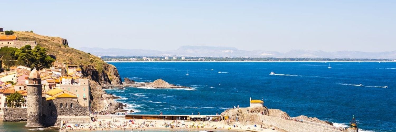 Collioure-harbour-languedoc-roussillon-france Rlo8iy