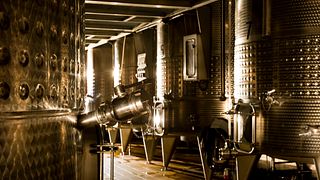 TOUR AND TASTING