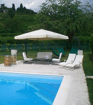 Friuli's Colutta: Wine, Cuisine & Vineyard Views