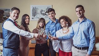 Degustazione di vini presso la tenuta vinicola Daru Dülő