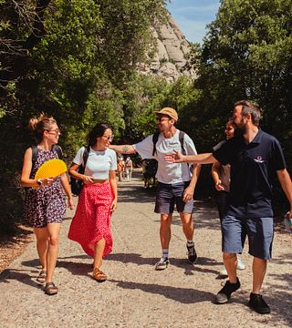 Montserrat avec train à crémaillère, nourriture et vin 