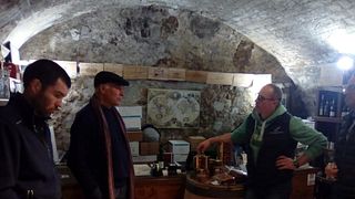 Vinprovning och rundtur på Domäne Vincendeau
