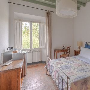 "Classic" Double Room in the Heart of Chianti